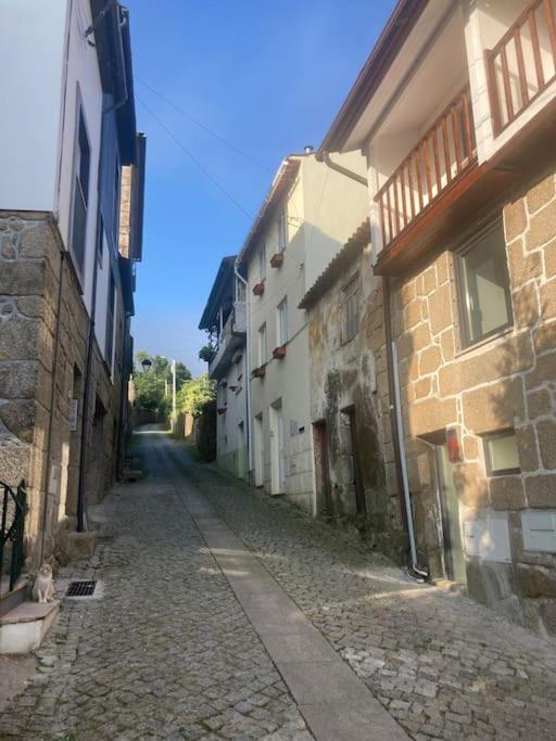 ヴォウゼーラ Casa Alem Da Ponteヴィラ エクステリア 写真